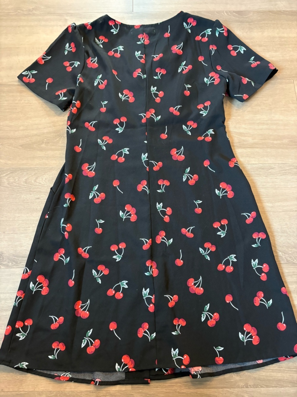 Retro Cherry Print A-Line Mini Dress- size M - Picture 4 of 8